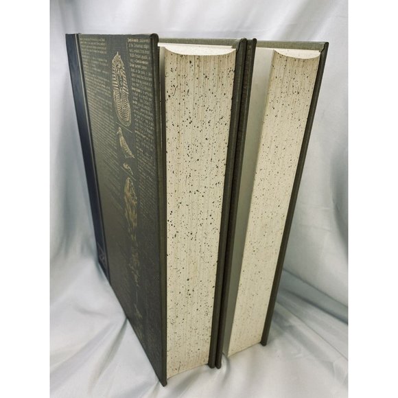 Vintage Readers Digest Illustrated Encyclopedia Dictionary 2 Volumes 1987 Books - Picture 5 of 7